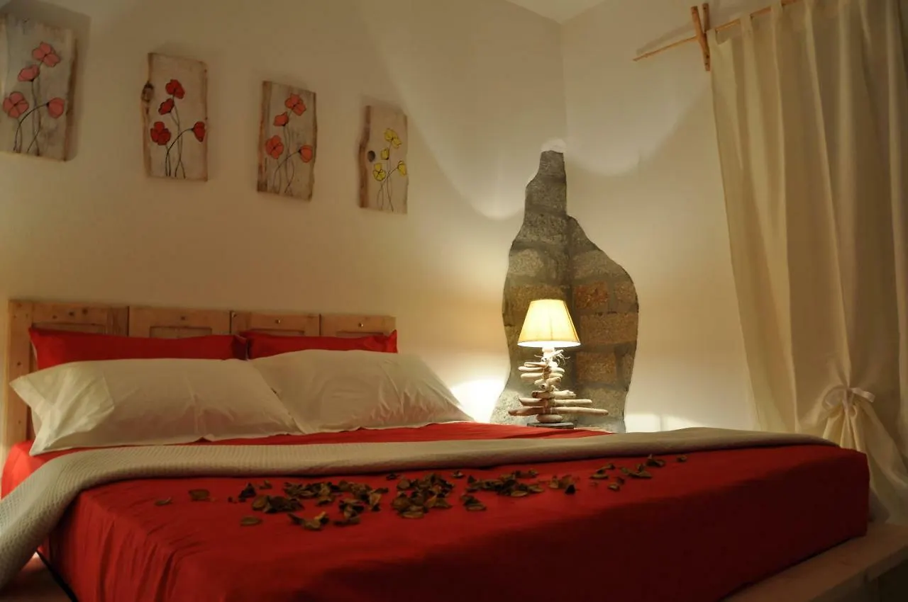 B&B Les Chambres Rooms & Suite Santa Teresa Gallura 0*,  Italy