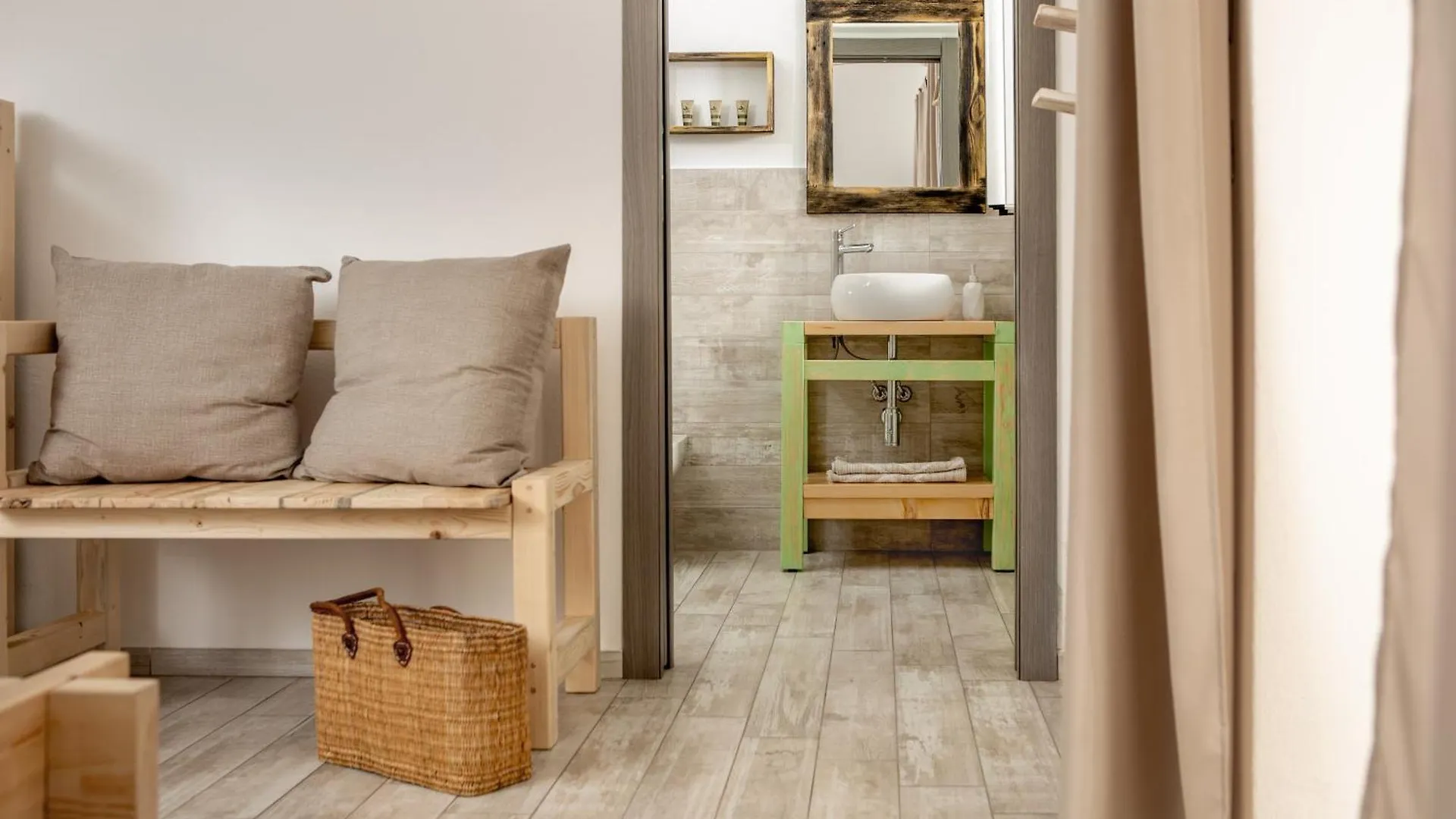 B&B Les Chambres Rooms & Suite Santa Teresa di Gallura